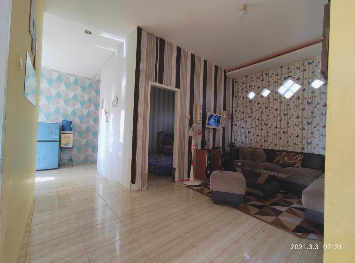 Willa Puncak Pinus And Pool Batu  Zewnętrze zdjęcie