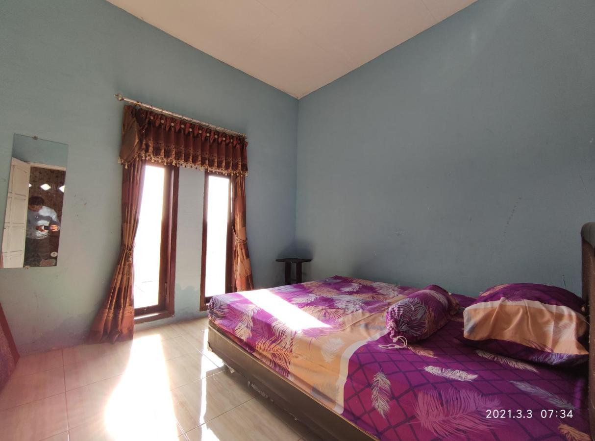 Willa Puncak Pinus And Pool Batu  Zewnętrze zdjęcie