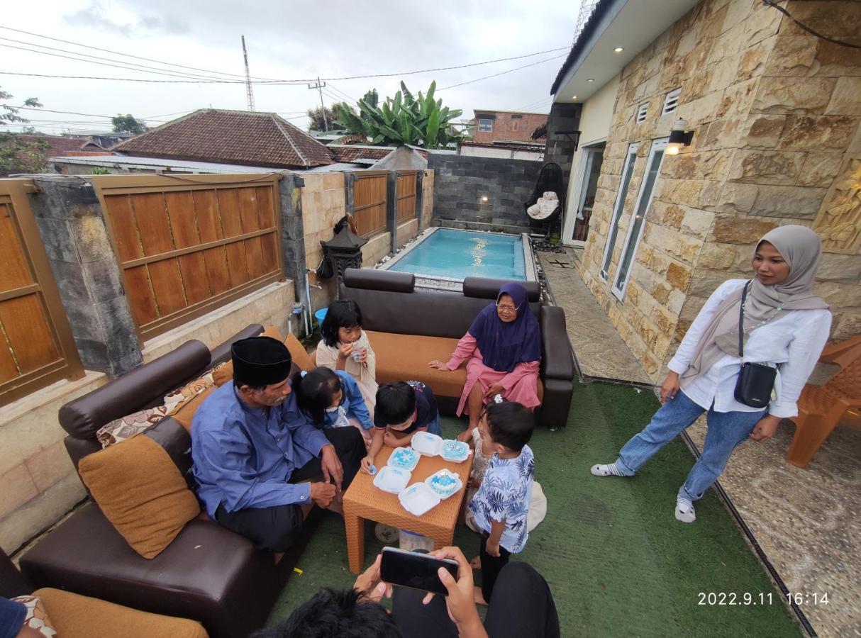 Willa Puncak Pinus And Pool Batu  Zewnętrze zdjęcie