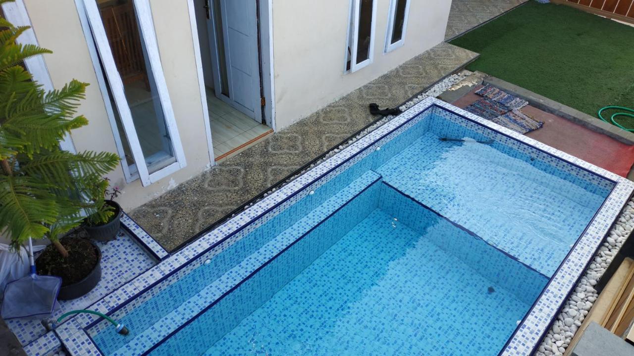 Willa Puncak Pinus And Pool Batu  Zewnętrze zdjęcie